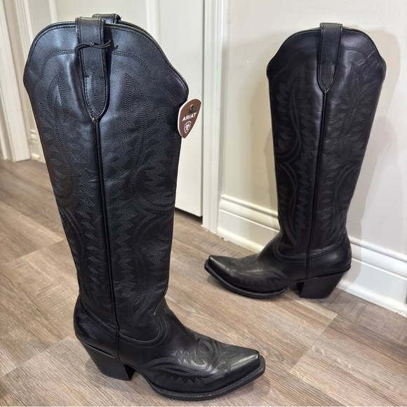 Ariat Casanova X Toe Western Cowboy Boots in Obsidian Black - Picture 4 of 13